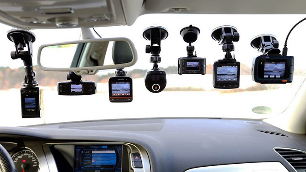 The Ultimate Guide to Car Dash Camera Accessories