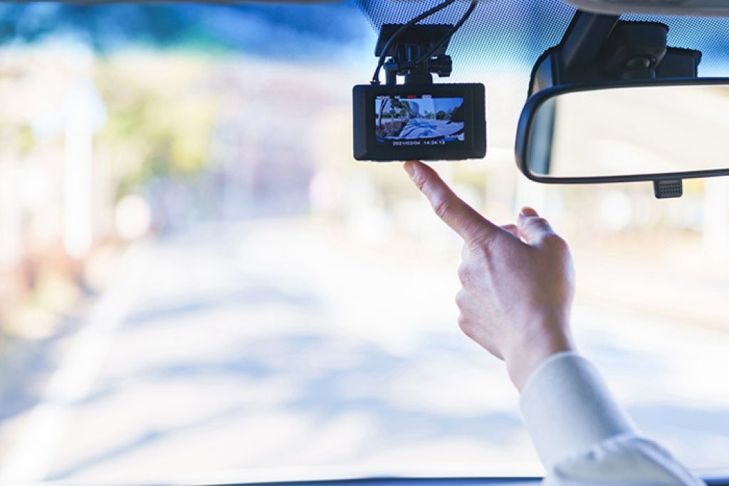 How to Maintain a Car Dash Camera: A Complete Guide